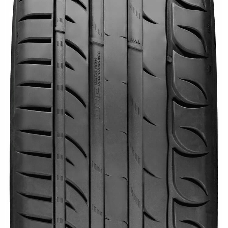 1x 205/55R17 Ultra High Performance 95V XL 2022 Liczba opon w ofercie 1 szt.